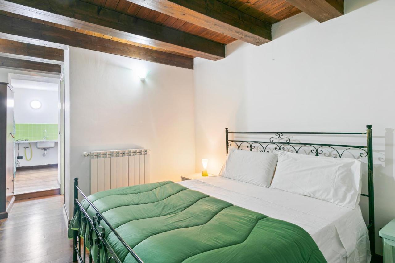 Apartamento Vittorio Emanuele & Via Roma Colorful *
